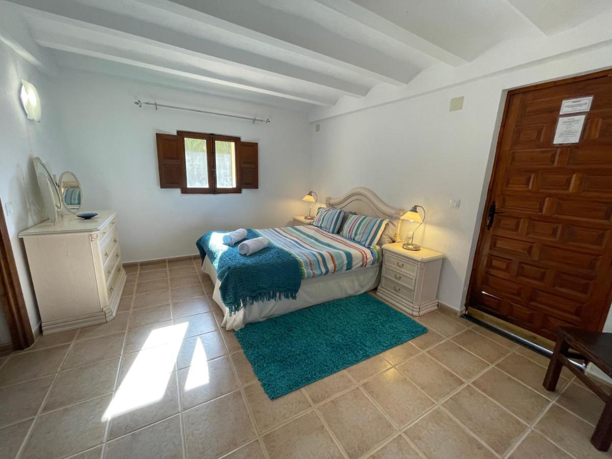 Grapevine Manor Guest House Monovar Bagian luar foto